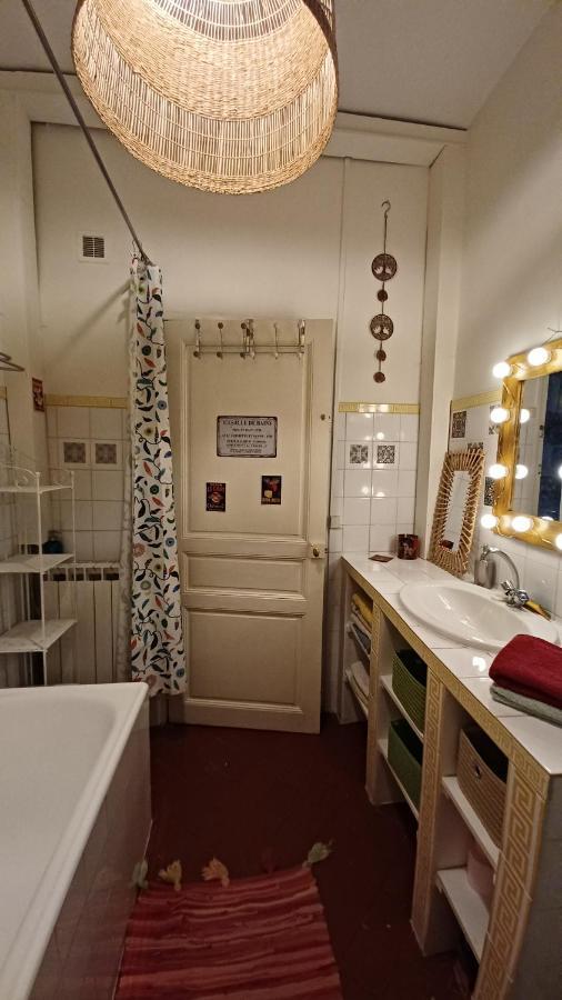 Maison De Charme Avec Cour, Proche Rue Des Teinturiers アヴィニョン エクステリア 写真